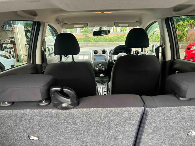 ノート Ｘ　全周囲カメラ　ナビ　スマートキー　アイドリングストップ　電動格納ミラー　ＣＶＴ　盗難防止システム　衝突安全ボディ　ＡＢＳ　ミュージックプレイヤー接続可　エアコン　パワーステアリング　パワーウィンドウ（29枚目）