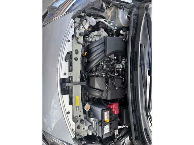 ノート Ｘ　ナビ　レーンアシスト　衝突被害軽減システム　アルミホイール　スマートキー　アイドリングストップ　電動格納ミラー　ＣＶＴ　盗難防止システム　衝突安全ボディ　ＡＢＳ　ＥＳＣ　ミュージックプレイヤー接続可（19枚目）