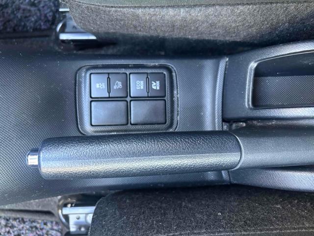 アクア S ドライブレコーダー ETC ナビ キーレスエントリー アイドリングストップ 電動格納ミラー CVT 衝突安全ボディ ABS ESC エアコン パワーステアリング パワーウィンドウ(6枚目)