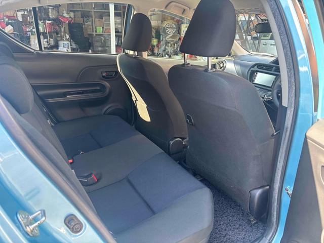 アクア S ドライブレコーダー ETC ナビ キーレスエントリー アイドリングストップ 電動格納ミラー CVT 衝突安全ボディ ABS ESC エアコン パワーステアリング パワーウィンドウ(8枚目)