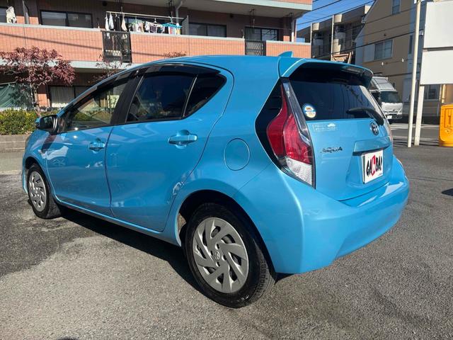 アクア S ドライブレコーダー ETC ナビ キーレスエントリー アイドリングストップ 電動格納ミラー CVT 衝突安全ボディ ABS ESC エアコン パワーステアリング パワーウィンドウ(17枚目)