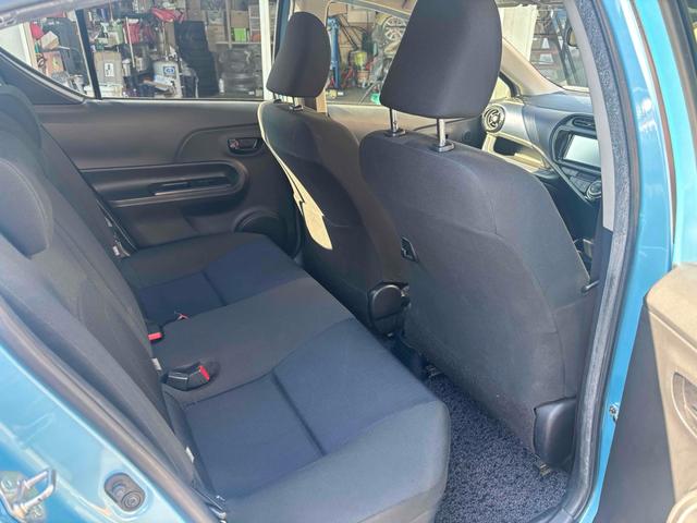 アクア S ドライブレコーダー ETC ナビ キーレスエントリー アイドリングストップ 電動格納ミラー CVT 衝突安全ボディ ABS ESC エアコン パワーステアリング パワーウィンドウ(25枚目)