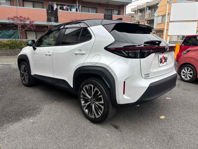 ヤリスクロス Z 全周囲カメラ クリアランスソナー オートクルーズコントロール レーンアシスト 衝突被害軽減システム ナビ オートマチックハイビーム オートライト LEDヘッドランプ 電動リアゲート アルミホイール(16枚目)