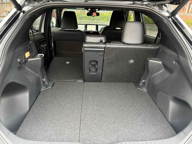 ヤリスクロス Z 全周囲カメラ クリアランスソナー オートクルーズコントロール レーンアシスト 衝突被害軽減システム ナビ オートマチックハイビーム オートライト LEDヘッドランプ 電動リアゲート アルミホイール(18枚目)