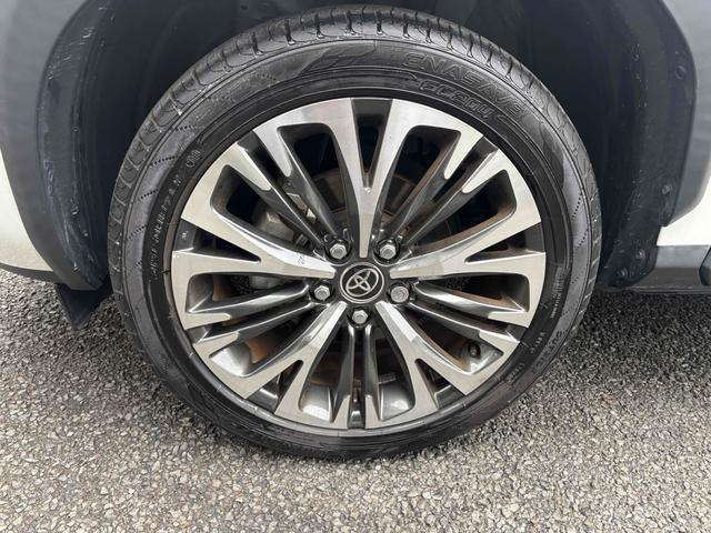 ヤリスクロス Z 全周囲カメラ クリアランスソナー オートクルーズコントロール レーンアシスト 衝突被害軽減システム ナビ オートマチックハイビーム オートライト LEDヘッドランプ 電動リアゲート アルミホイール(25枚目)