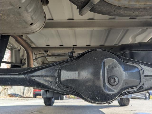 キャリイトラック KD パワステ エアコン 三方開(8枚目)