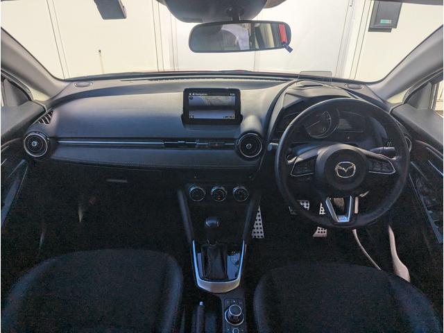 デミオ XDツーリング Lパッケージ 純正SDナビ パドルシフト LEDヘッドライト ヘッドアップディスプレイ ハーフレザーシート ETC シートヒーター 純正アルミホイール クルーズコントロール ドライブレコーダー(2枚目)