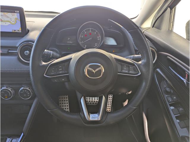 デミオ XDツーリング Lパッケージ 純正SDナビ パドルシフト LEDヘッドライト ヘッドアップディスプレイ ハーフレザーシート ETC シートヒーター 純正アルミホイール クルーズコントロール ドライブレコーダー(6枚目)