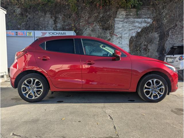 デミオ XDツーリング Lパッケージ 純正SDナビ パドルシフト LEDヘッドライト ヘッドアップディスプレイ ハーフレザーシート ETC シートヒーター 純正アルミホイール クルーズコントロール ドライブレコーダー(18枚目)