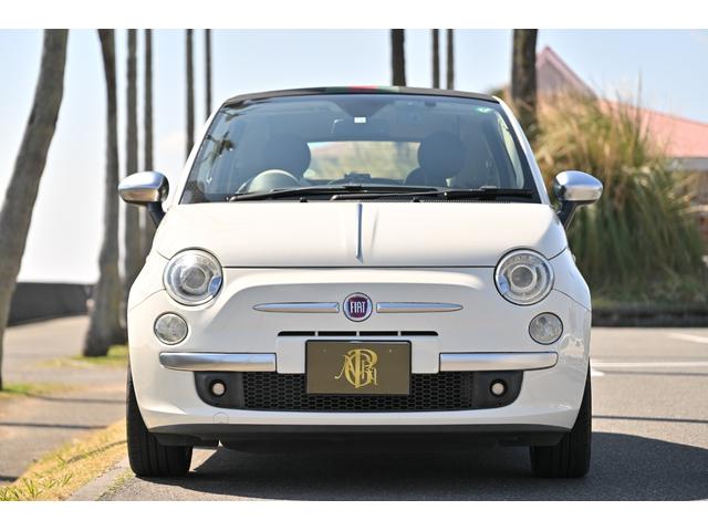 ５００Ｃ バイ　グッチ　限定車　キーレスエントリー　ＥＴＣ　ドライブレコーダー　専用レザーシート　記録簿　アイドリングストップ（2枚目）