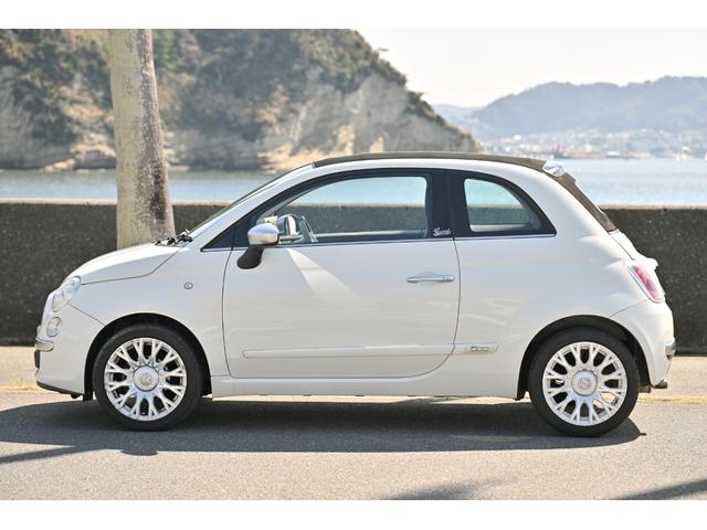 ５００Ｃ バイ　グッチ　限定車　キーレスエントリー　ＥＴＣ　ドライブレコーダー　専用レザーシート　記録簿　アイドリングストップ（6枚目）