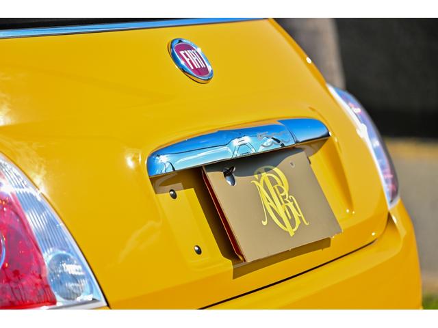 ５００Ｃ ジャッラ　合皮レザーシートカバー　純正ＣＤオーディオ　ＥＴＣ　純正１５インチアルミ　キーレスエントリー　禁煙車　ＨＩＤヘッドライト（16枚目）