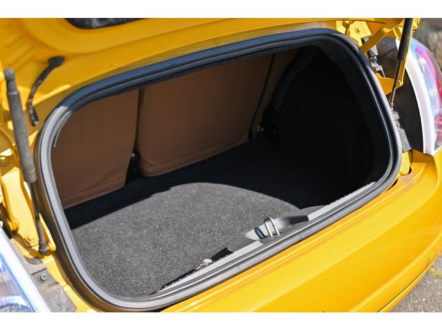 ５００Ｃ ジャッラ　合皮レザーシートカバー　純正ＣＤオーディオ　ＥＴＣ　純正１５インチアルミ　キーレスエントリー　禁煙車　ＨＩＤヘッドライト（22枚目）