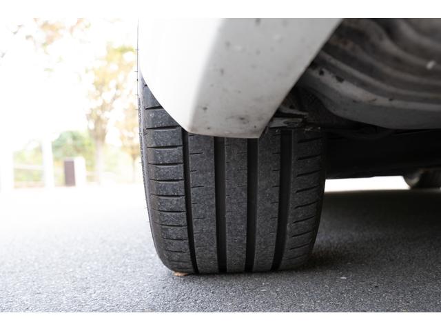 Cクラス C180カブリオレスポーツ AMGライン レザーエクスクルーシブPKG 青幌 ホワイトレザー ワンオーナー 純正HDDナビ フルセグTV バックカメラ ETC ドライブレコーダー(34枚目)