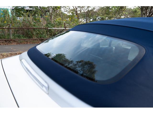 Cクラス C180カブリオレスポーツ AMGライン レザーエクスクルーシブPKG 青幌 ホワイトレザー ワンオーナー 純正HDDナビ フルセグTV バックカメラ ETC ドライブレコーダー(39枚目)