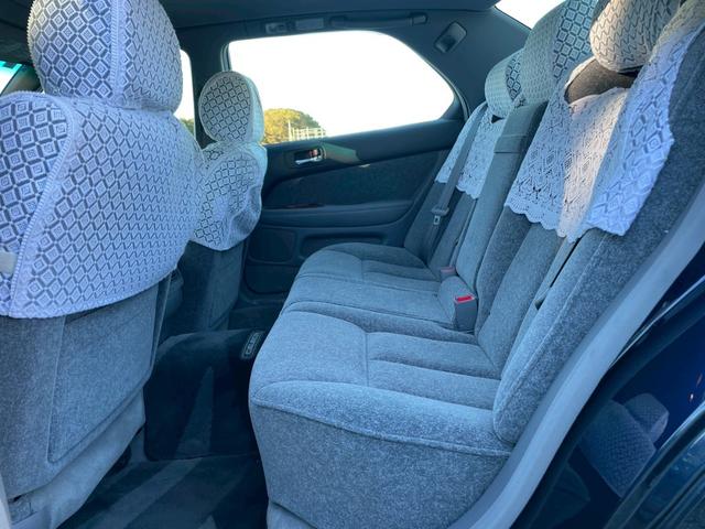 セルシオ Ｃ仕様　純正ナビ　キセノン　ＥＴＣ　純正１６インチＡＷ　ユーザー様仕入れ　４．５点もの（22枚目）