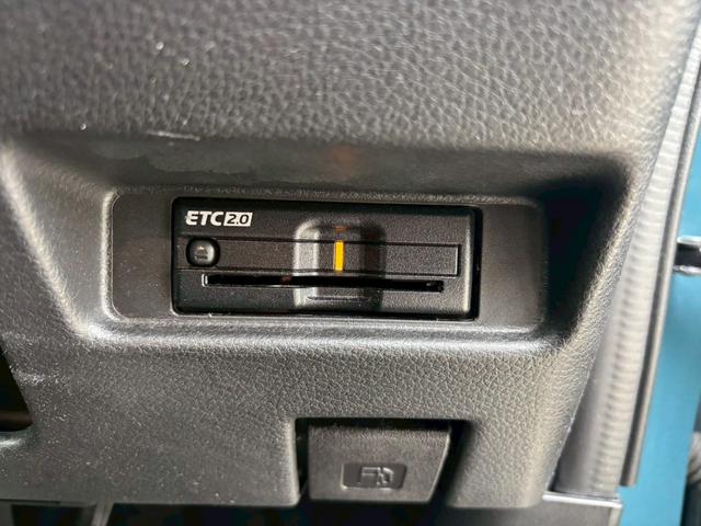 スペーシアギア ハイブリッドＸＺ　ターボ　純正９インチナビ　全方位カメラ　両側電動スライドドア　フルセグＴＶ　ヘッドアップディスプレイ　ＬＥＤヘッドライト　ＥＴＣ　シートヒーター　コーナーセンサー　ブレーキサポート　社外デジタルインナミラー（30枚目）