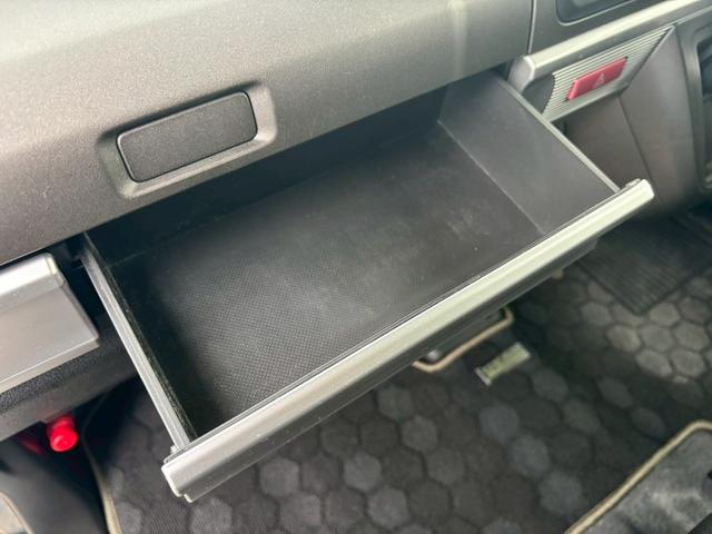 スペーシアギア ハイブリッドＸＺ　ターボ　純正９インチナビ　全方位カメラ　両側電動スライドドア　フルセグＴＶ　ヘッドアップディスプレイ　ＬＥＤヘッドライト　ＥＴＣ　シートヒーター　コーナーセンサー　ブレーキサポート　社外デジタルインナミラー（52枚目）