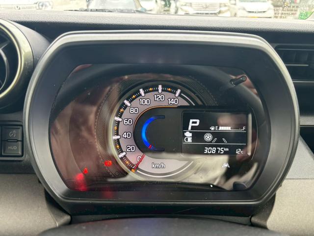 スペーシアギア ハイブリッドＸＺ　ターボ　純正９インチナビ　全方位カメラ　両側電動スライドドア　フルセグＴＶ　ヘッドアップディスプレイ　ＬＥＤヘッドライト　ＥＴＣ　シートヒーター　コーナーセンサー　ブレーキサポート　社外デジタルインナミラー（65枚目）