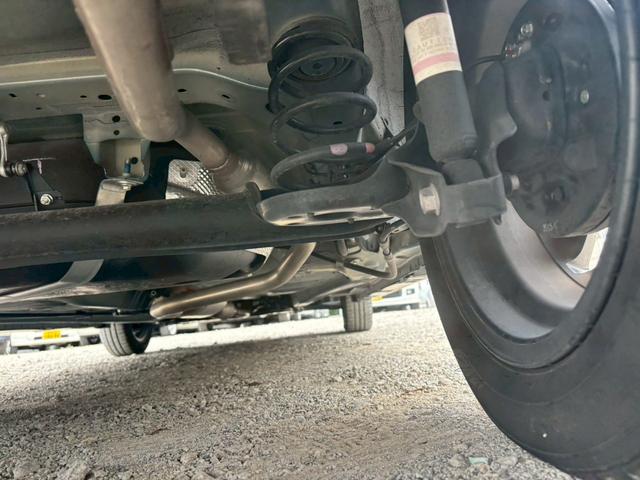 スペーシアギア ハイブリッドＸＺ　ターボ　純正９インチナビ　全方位カメラ　両側電動スライドドア　フルセグＴＶ　ヘッドアップディスプレイ　ＬＥＤヘッドライト　ＥＴＣ　シートヒーター　コーナーセンサー　ブレーキサポート　社外デジタルインナミラー（70枚目）