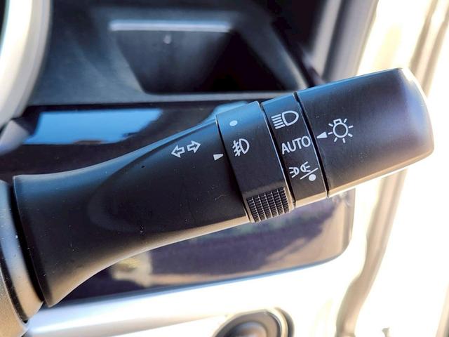 スペーシアカスタム ハイブリッドＸＳ　ワンオーナー　ユーザー様仕入れ　純正８インチナビ　バックカメラ　フルセグＴＶ　両側電動スライドドア　ヘッドアップディスプレイ　ＥＴＣ　ブレーキサポート　レーンキープ　ＬＥＤヘッドライト　１５インチＡＷ（41枚目）