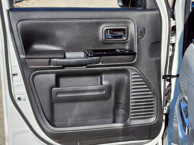 スペーシアカスタム ハイブリッドＸＳ　ワンオーナー　ユーザー様仕入れ　純正８インチナビ　バックカメラ　フルセグＴＶ　両側電動スライドドア　ヘッドアップディスプレイ　ＥＴＣ　ブレーキサポート　レーンキープ　ＬＥＤヘッドライト　１５インチＡＷ（49枚目）