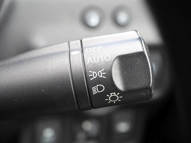 ノート ｅ－パワー　Ｘ　◆インテリジェントエマージェンシーブレーキ◆踏み間違い衝突防止◆ＬＤＷ（車線逸脱警報）◆フロント＆バックソナー◆ナビ◆フルセグ◆Ｂｌｕｅｔｏｏｔｈ◆アラウンドビュー◆スマート・ルームミラー◆ＥＴＣ（51枚目）