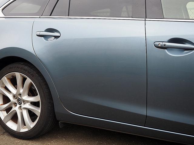 アテンザワゴン ＸＤ　◆６速マニュアル◆クリーンディーゼルターボ◆衝突軽減ブレーキ◆クルーズコントロール◆ナビ◆フルセグテレビ◆ＤＶＤ再生◆Ｂｌｕｅｔｏｏｔｈ◆バックモニター◆ＥＴＣ◆ＨＩＤ◆アイドリングストップ◆スマキー（5枚目）