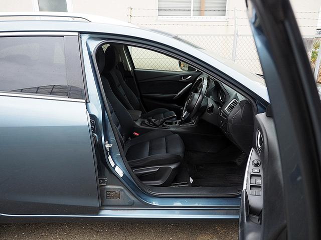 アテンザワゴン ＸＤ　◆６速マニュアル◆クリーンディーゼルターボ◆衝突軽減ブレーキ◆クルーズコントロール◆ナビ◆フルセグテレビ◆ＤＶＤ再生◆Ｂｌｕｅｔｏｏｔｈ◆バックモニター◆ＥＴＣ◆ＨＩＤ◆アイドリングストップ◆スマキー（20枚目）