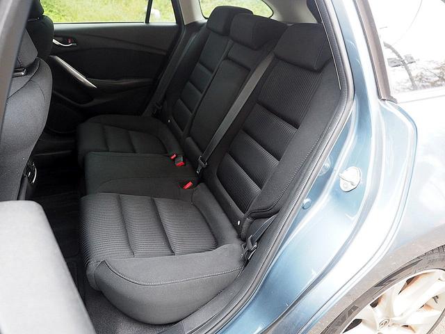 アテンザワゴン ＸＤ　◆６速マニュアル◆クリーンディーゼルターボ◆衝突軽減ブレーキ◆クルーズコントロール◆ナビ◆フルセグテレビ◆ＤＶＤ再生◆Ｂｌｕｅｔｏｏｔｈ◆バックモニター◆ＥＴＣ◆ＨＩＤ◆アイドリングストップ◆スマキー（26枚目）