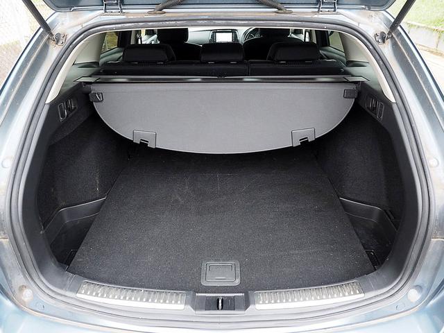 アテンザワゴン ＸＤ　◆６速マニュアル◆クリーンディーゼルターボ◆衝突軽減ブレーキ◆クルーズコントロール◆ナビ◆フルセグテレビ◆ＤＶＤ再生◆Ｂｌｕｅｔｏｏｔｈ◆バックモニター◆ＥＴＣ◆ＨＩＤ◆アイドリングストップ◆スマキー（38枚目）