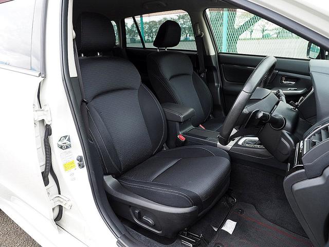 レヴォーグ １．６ＧＴアイサイト　Ｓスタイル　◆４ＷＤ◆ターボ◆アイサイト◆全車速追従機能付クルーズ◆プリクラッシュ◆アクティブレーンキープ◆車線逸脱警報◆ナビ◆ＴＶ◆ＥＴＣ◆ＬＥＤライト◆パワーシート◆ＳＩ－ＤＲＩＶＥ◆Ｉ－ＳＴＯＰ◆スマキー（21枚目）