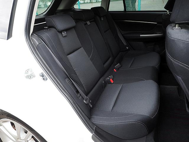 レヴォーグ １．６ＧＴアイサイト　Ｓスタイル　◆４ＷＤ◆ターボ◆アイサイト◆全車速追従機能付クルーズ◆プリクラッシュ◆アクティブレーンキープ◆車線逸脱警報◆ナビ◆ＴＶ◆ＥＴＣ◆ＬＥＤライト◆パワーシート◆ＳＩ－ＤＲＩＶＥ◆Ｉ－ＳＴＯＰ◆スマキー（23枚目）