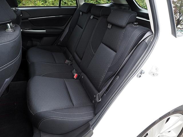 レヴォーグ １．６ＧＴアイサイト　Ｓスタイル　◆４ＷＤ◆ターボ◆アイサイト◆全車速追従機能付クルーズ◆プリクラッシュ◆アクティブレーンキープ◆車線逸脱警報◆ナビ◆ＴＶ◆ＥＴＣ◆ＬＥＤライト◆パワーシート◆ＳＩ－ＤＲＩＶＥ◆Ｉ－ＳＴＯＰ◆スマキー（26枚目）