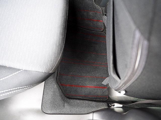 レヴォーグ １．６ＧＴアイサイト　Ｓスタイル　◆４ＷＤ◆ターボ◆アイサイト◆全車速追従機能付クルーズ◆プリクラッシュ◆アクティブレーンキープ◆車線逸脱警報◆ナビ◆ＴＶ◆ＥＴＣ◆ＬＥＤライト◆パワーシート◆ＳＩ－ＤＲＩＶＥ◆Ｉ－ＳＴＯＰ◆スマキー（37枚目）