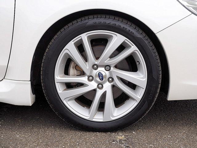 レヴォーグ １．６ＧＴアイサイト　Ｓスタイル　◆４ＷＤ◆ターボ◆アイサイト◆全車速追従機能付クルーズ◆プリクラッシュ◆アクティブレーンキープ◆車線逸脱警報◆ナビ◆ＴＶ◆ＥＴＣ◆ＬＥＤライト◆パワーシート◆ＳＩ－ＤＲＩＶＥ◆Ｉ－ＳＴＯＰ◆スマキー（50枚目）