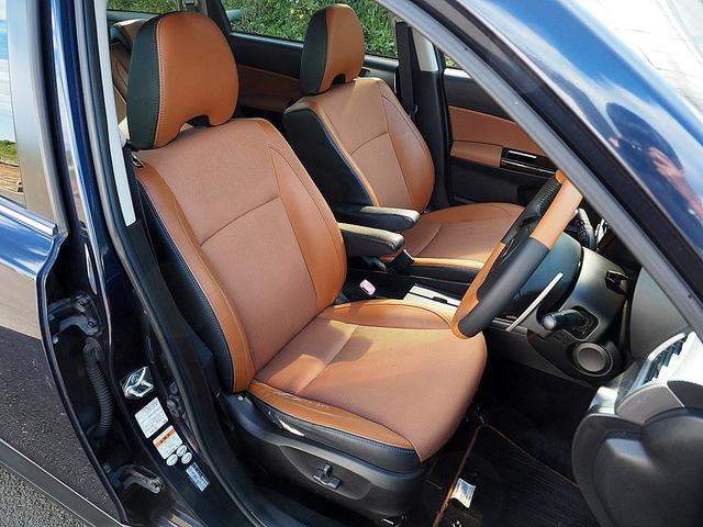 エクシーガクロスオーバー７ ２．５ｉアイサイト　◆４ＷＤ◆アイサイト◆全車速追従機能付クルーズコントロール◆プリクラッシュブレーキ◆車線逸脱警報◆ＳＩ－ＤＲＩＶＥ◆ナビ◆ＴＶ◆バックモニター◆ドラレコ◆ＥＴＣ◆パワーシート◆シートヒーター◆スマキー（21枚目）