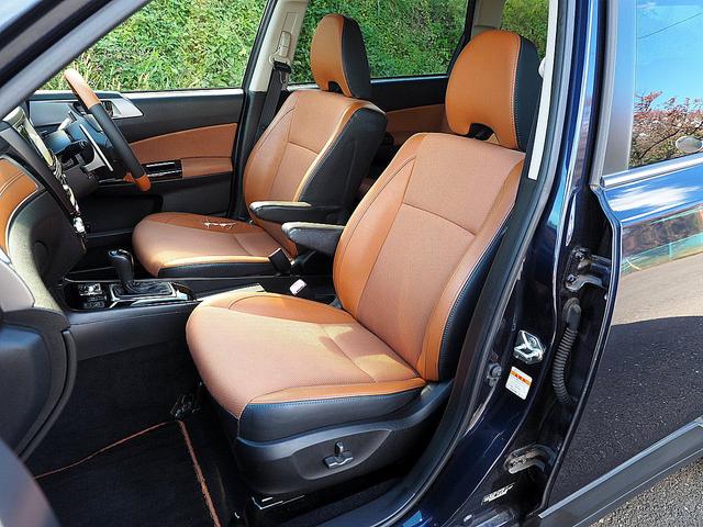 エクシーガクロスオーバー７ ２．５ｉアイサイト　◆４ＷＤ◆アイサイト◆全車速追従機能付クルーズコントロール◆プリクラッシュブレーキ◆車線逸脱警報◆ＳＩ－ＤＲＩＶＥ◆ナビ◆ＴＶ◆バックモニター◆ドラレコ◆ＥＴＣ◆パワーシート◆シートヒーター◆スマキー（31枚目）