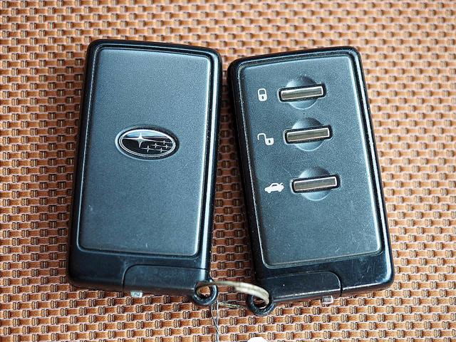 エクシーガクロスオーバー７ ２．５ｉアイサイト　◆４ＷＤ◆アイサイト◆全車速追従機能付クルーズコントロール◆プリクラッシュブレーキ◆車線逸脱警報◆ＳＩ－ＤＲＩＶＥ◆ナビ◆ＴＶ◆バックモニター◆ドラレコ◆ＥＴＣ◆パワーシート◆シートヒーター◆スマキー（77枚目）