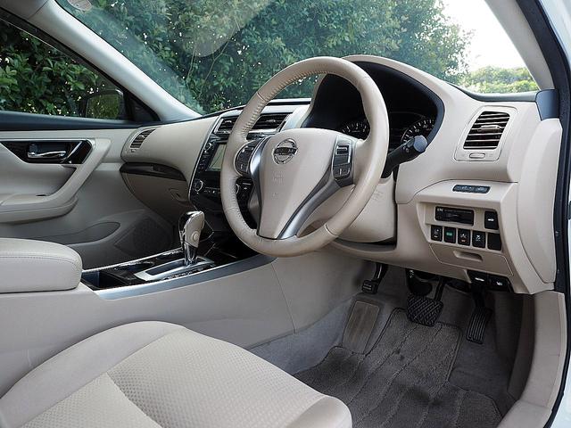 インパネ右側です！！