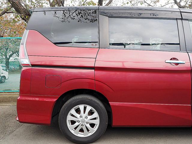 セレナ ハイウェイスター　◆４ＷＤ◆プロパイロット◆セーフティパックＢ◆エマージェンシーブレーキ◆踏み間違い衝突防止◆インテリジェントＬＩ◆ＬＤＷ◆ＬＤＰ◆両側オートスライド◆ナビ◆ＴＶ◆アラウンドビュー◆ＥＴＣ◆インテリキー（6枚目）