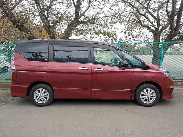 セレナ ハイウェイスター　◆４ＷＤ◆プロパイロット◆セーフティパックＢ◆エマージェンシーブレーキ◆踏み間違い衝突防止◆インテリジェントＬＩ◆ＬＤＷ◆ＬＤＰ◆両側オートスライド◆ナビ◆ＴＶ◆アラウンドビュー◆ＥＴＣ◆インテリキー（7枚目）