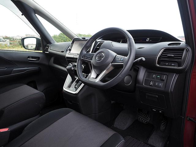 セレナ ハイウェイスター　◆４ＷＤ◆プロパイロット◆セーフティパックＢ◆エマージェンシーブレーキ◆踏み間違い衝突防止◆インテリジェントＬＩ◆ＬＤＷ◆ＬＤＰ◆両側オートスライド◆ナビ◆ＴＶ◆アラウンドビュー◆ＥＴＣ◆インテリキー（19枚目）