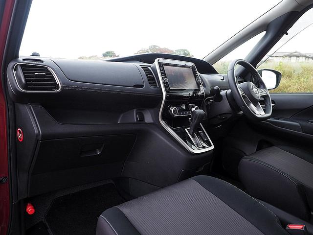 セレナ ハイウェイスター　◆４ＷＤ◆プロパイロット◆セーフティパックＢ◆エマージェンシーブレーキ◆踏み間違い衝突防止◆インテリジェントＬＩ◆ＬＤＷ◆ＬＤＰ◆両側オートスライド◆ナビ◆ＴＶ◆アラウンドビュー◆ＥＴＣ◆インテリキー（21枚目）