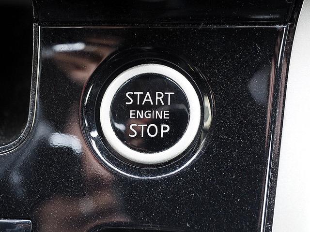 セレナ ハイウェイスター　◆４ＷＤ◆プロパイロット◆セーフティパックＢ◆エマージェンシーブレーキ◆踏み間違い衝突防止◆インテリジェントＬＩ◆ＬＤＷ◆ＬＤＰ◆両側オートスライド◆ナビ◆ＴＶ◆アラウンドビュー◆ＥＴＣ◆インテリキー（79枚目）