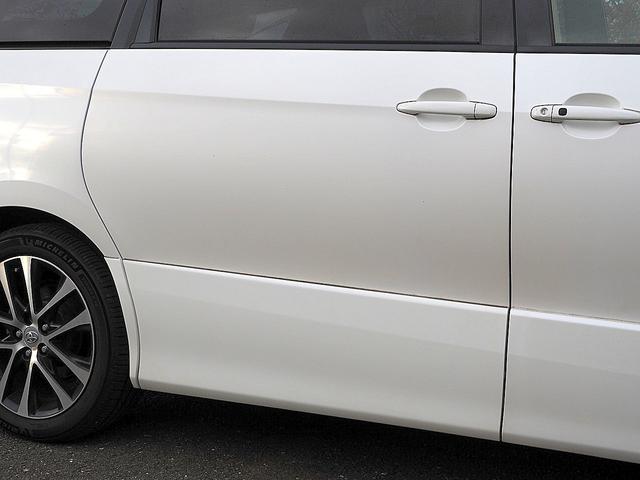 エスティマ アエラス　◆中後期型◆両側パワースライド◆ナビ◆ＴＶ◆Ｂｌｕｅｔｏｏｔｈオーディオ◆後席フリップダウンモニター◆リアカメラ◆ＥＴＣ◆エアロパーツ◆１８インチアルミホイール◆ＨＩＤ◆クルーズコントロール◆スマキー（5枚目）