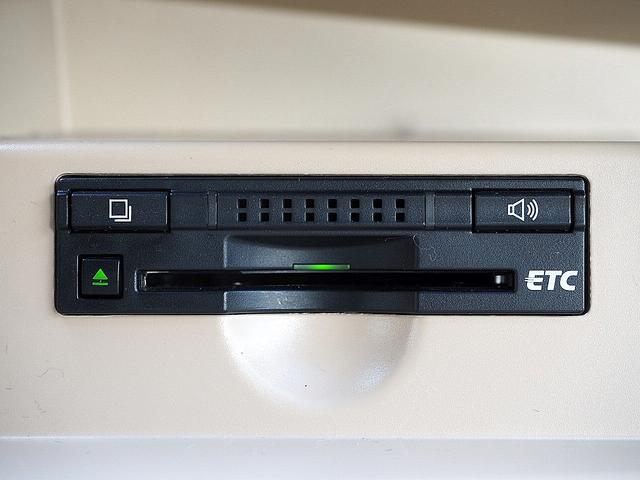 エスティマ アエラス　◆中後期型◆両側パワースライド◆ナビ◆ＴＶ◆Ｂｌｕｅｔｏｏｔｈオーディオ◆後席フリップダウンモニター◆リアカメラ◆ＥＴＣ◆エアロパーツ◆１８インチアルミホイール◆ＨＩＤ◆クルーズコントロール◆スマキー（66枚目）