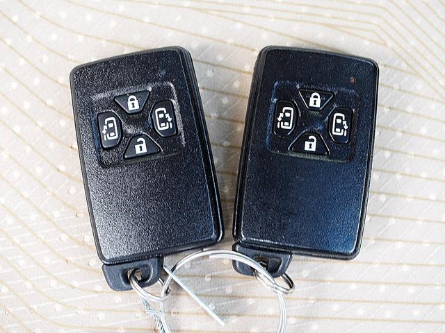 エスティマ アエラス　◆中後期型◆両側パワースライド◆ナビ◆ＴＶ◆Ｂｌｕｅｔｏｏｔｈオーディオ◆後席フリップダウンモニター◆リアカメラ◆ＥＴＣ◆エアロパーツ◆１８インチアルミホイール◆ＨＩＤ◆クルーズコントロール◆スマキー（74枚目）