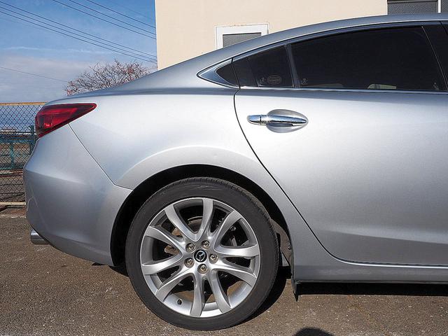 アテンザセダン ＸＤプロアクティブ　◆中期型◆６速マニュアル◆ディーゼルターボ◆セーフティクルーズＰＫＧ◆レーダークルーズ◆衝突軽減ブレーキ◆ブラインドスポットモニタリング◆レーンキープアシスト◆ナビ◆ＴＶ◆Ｂモニター◆ＥＴＣ◆スマキー（6枚目）