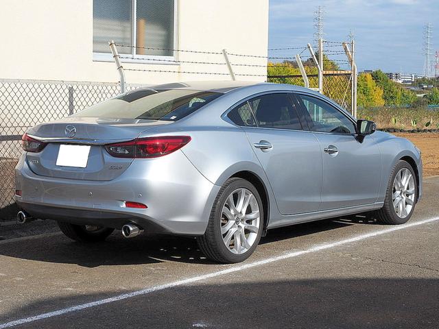 アテンザセダン ＸＤプロアクティブ　◆中期型◆６速マニュアル◆ディーゼルターボ◆セーフティクルーズＰＫＧ◆レーダークルーズ◆衝突軽減ブレーキ◆ブラインドスポットモニタリング◆レーンキープアシスト◆ナビ◆ＴＶ◆Ｂモニター◆ＥＴＣ◆スマキー（8枚目）